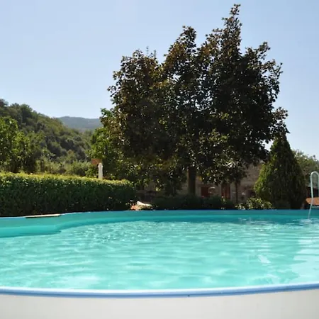 Palaia Con Piscina مزرعة للإقامة