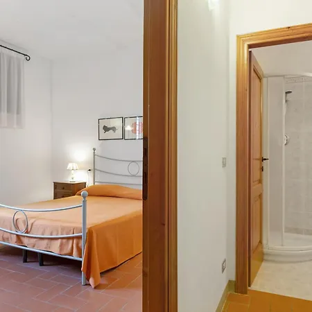 Palaia Con Piscina Pelago